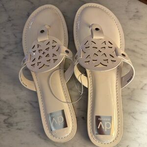 White DV laser cut thong sandals. Size 10.